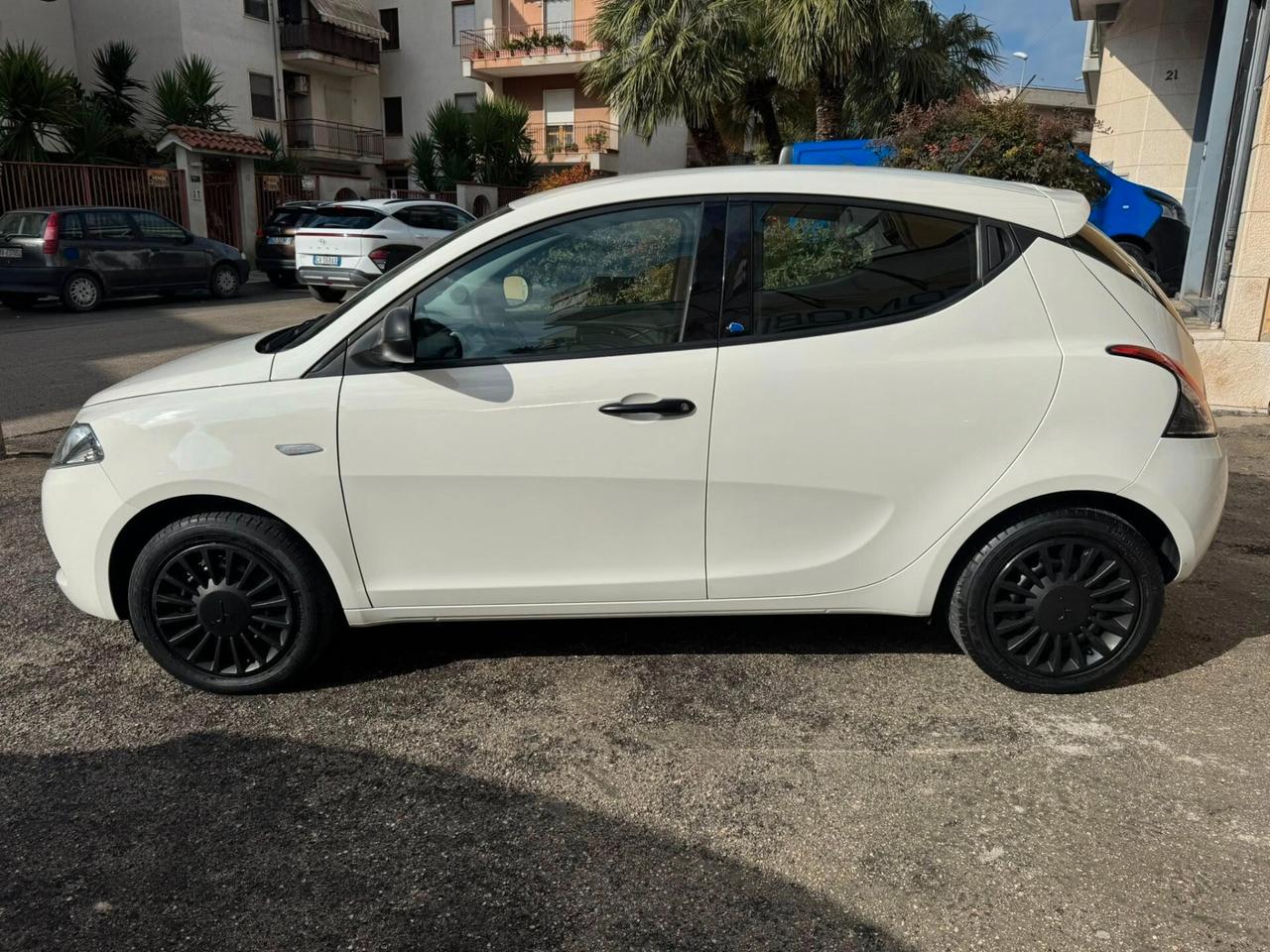 LANCIA YPSILON 1.2 BENZINA SOLI 39.000 KM PERFETTA