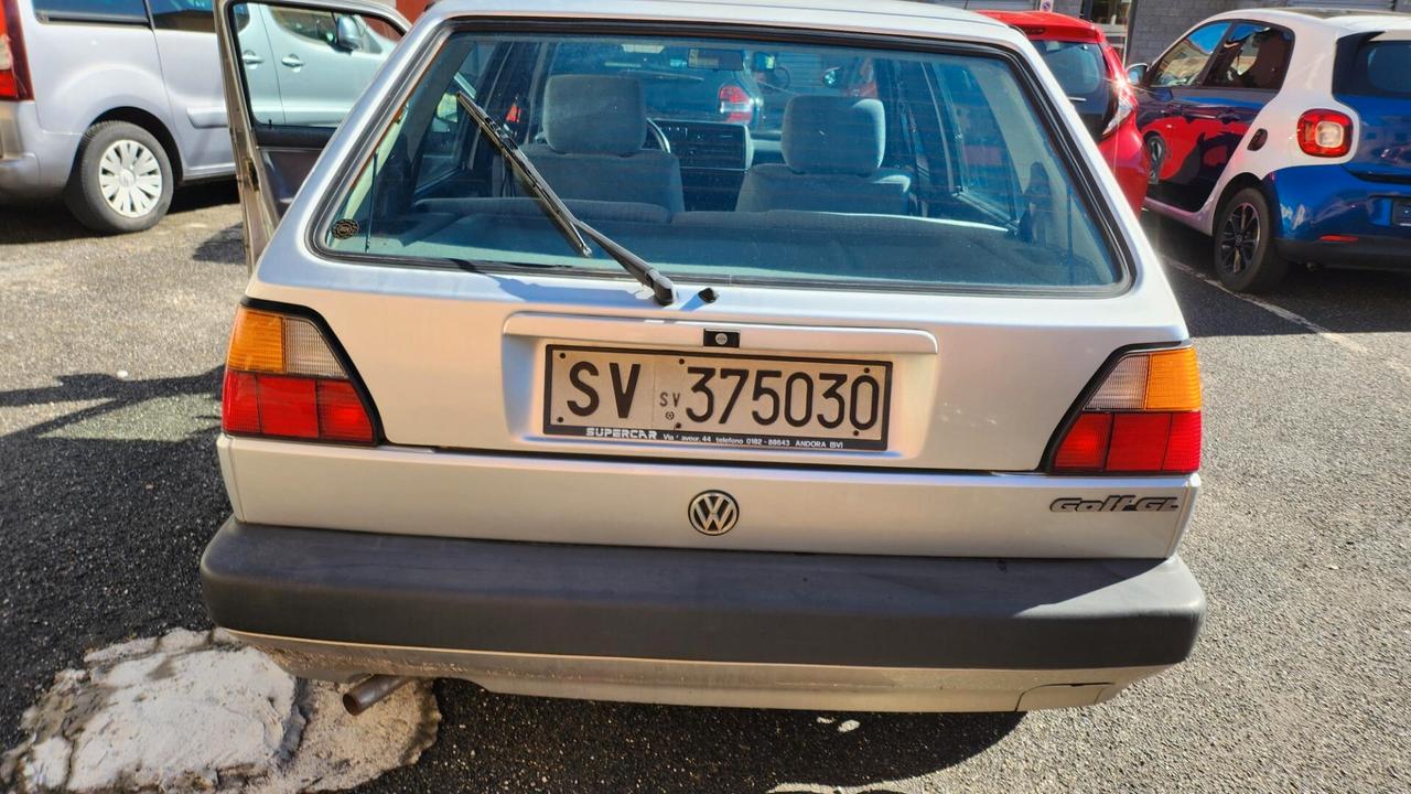 Volkswagen Golf 1600 cat 5 porte GL