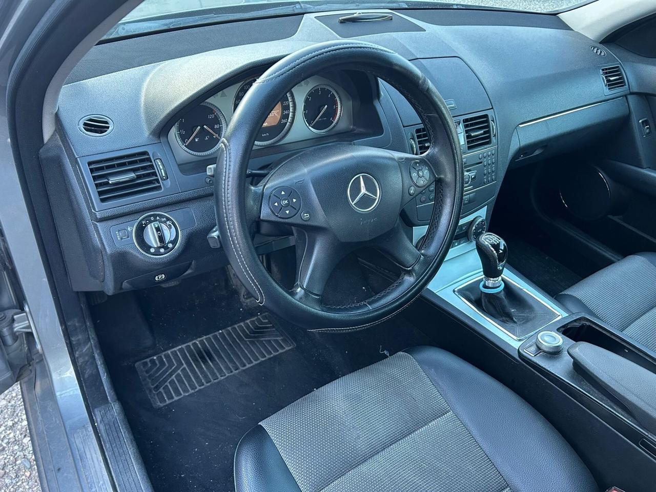 Mercedes-benz C 220 CDI LEGGI NOTE