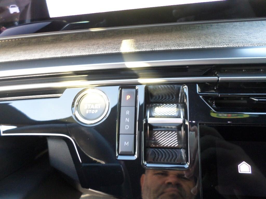 Peugeot 3008 Hybrid 136 e-DCS6 GT