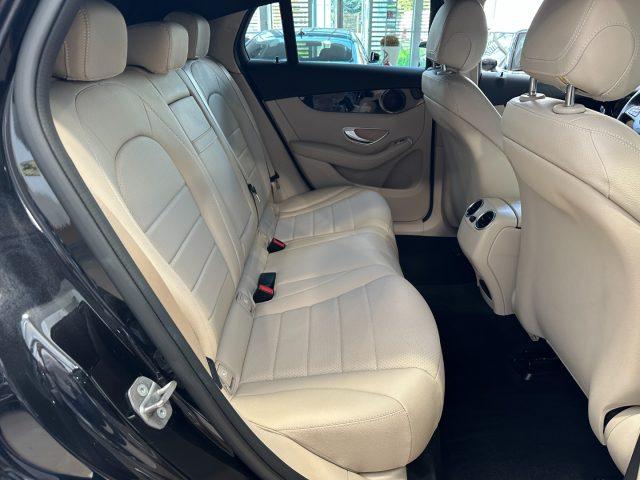 MERCEDES-BENZ GLC 250 d 4Matic Coupé Sport - 19" - Camera
