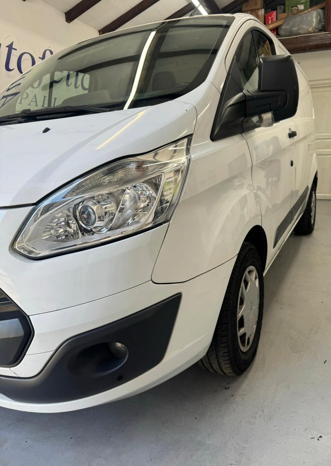 Ford Transit custom 2.0 TDI 130 CV anno 2017