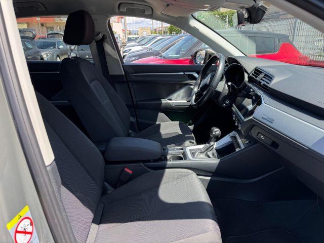 AUDI Q3 35 TDI S tronic