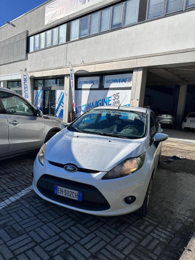 FORD Fiesta 1.4 5 porte Bz.- GPL Titanium