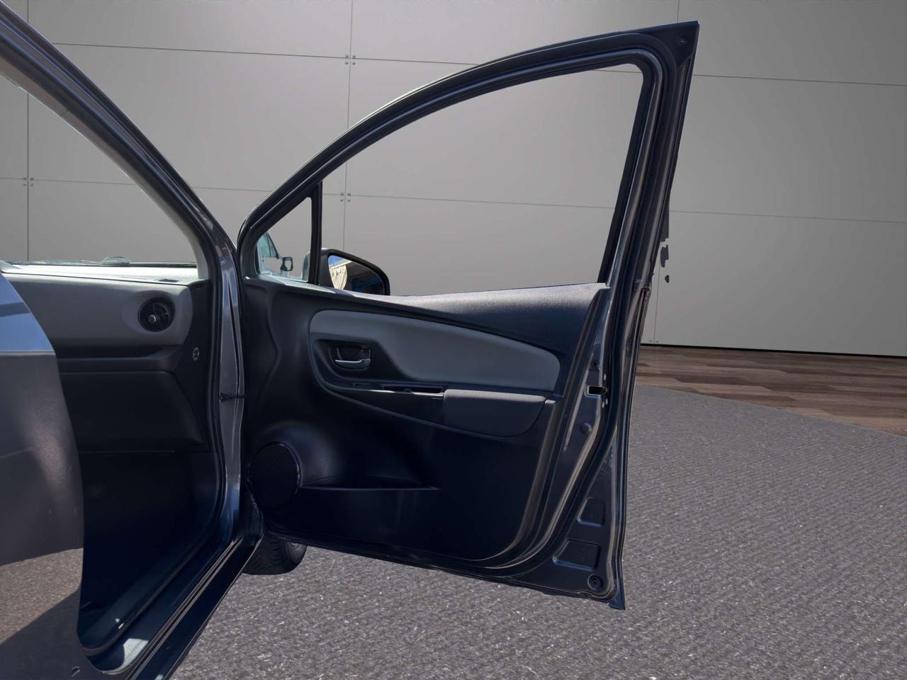 Toyota Yaris Yaris Hybrid 1.5 Active - Unipro - Promo FINANZIAMENTO
