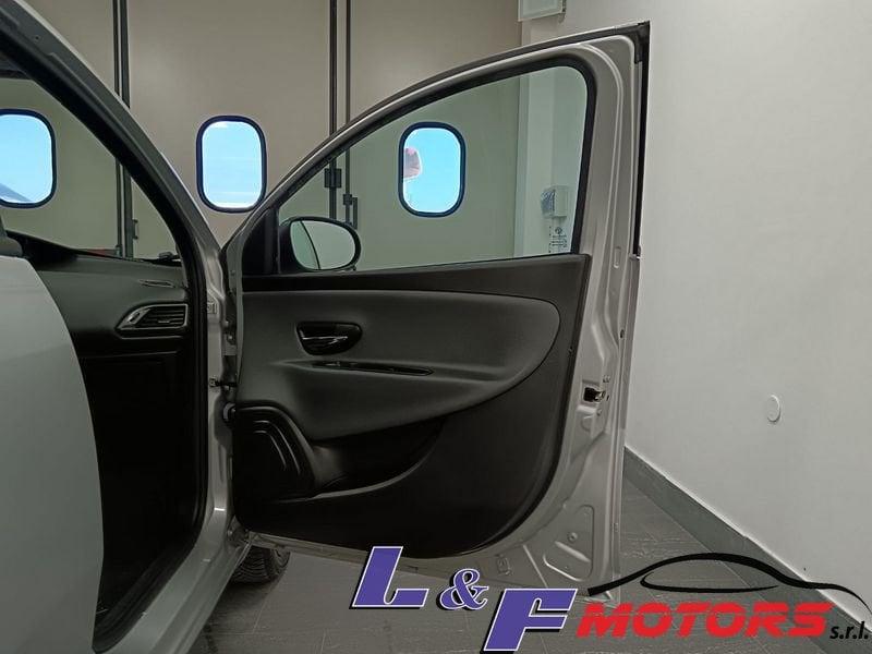 Lancia Ypsilon Ypsilon 1.2 PLATINUM GPL CASA MADRE