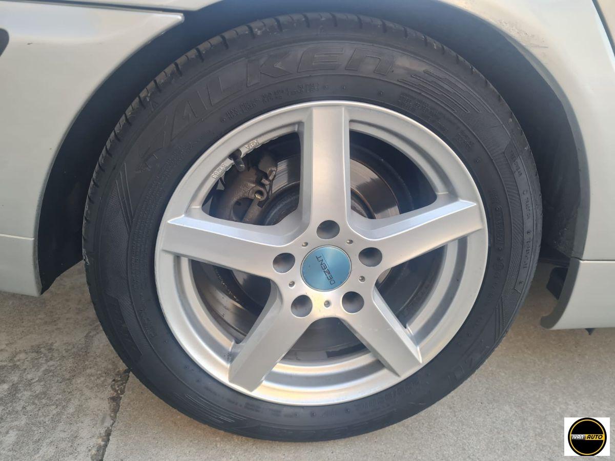 BMW Serie 3 (E46) 323i-Automatico