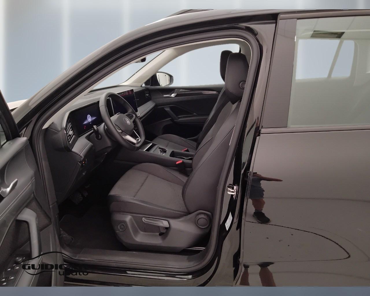 VOLKSWAGEN Tiguan III 2024 - Tiguan 2.0 tdi Life 150cv dsg