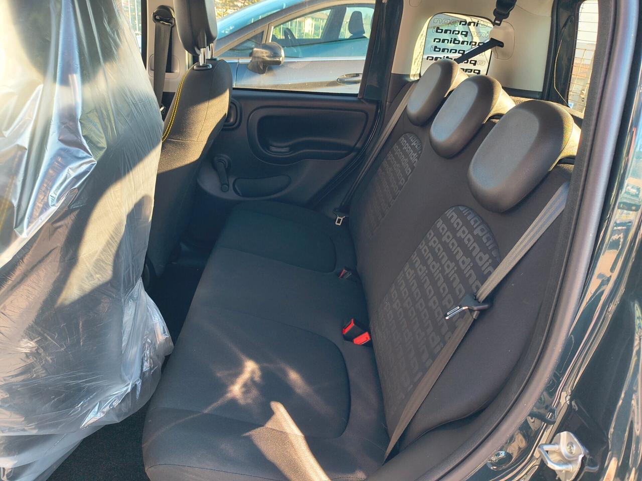 Fiat Panda 1.0 Hybrid Pandina