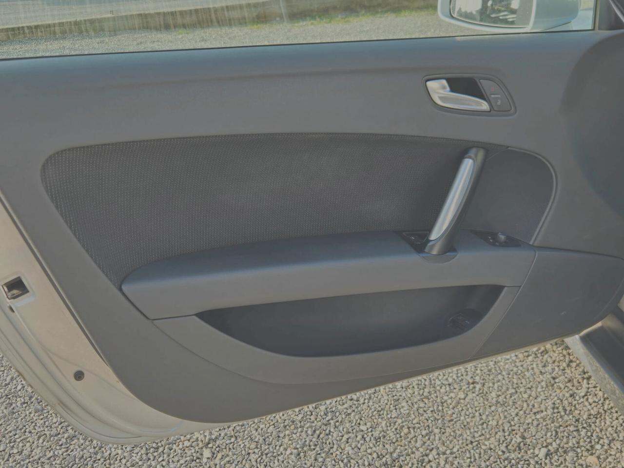 Audi TT 2.0 TFSI 200 CV S-LINE INTERNO ESTERNO