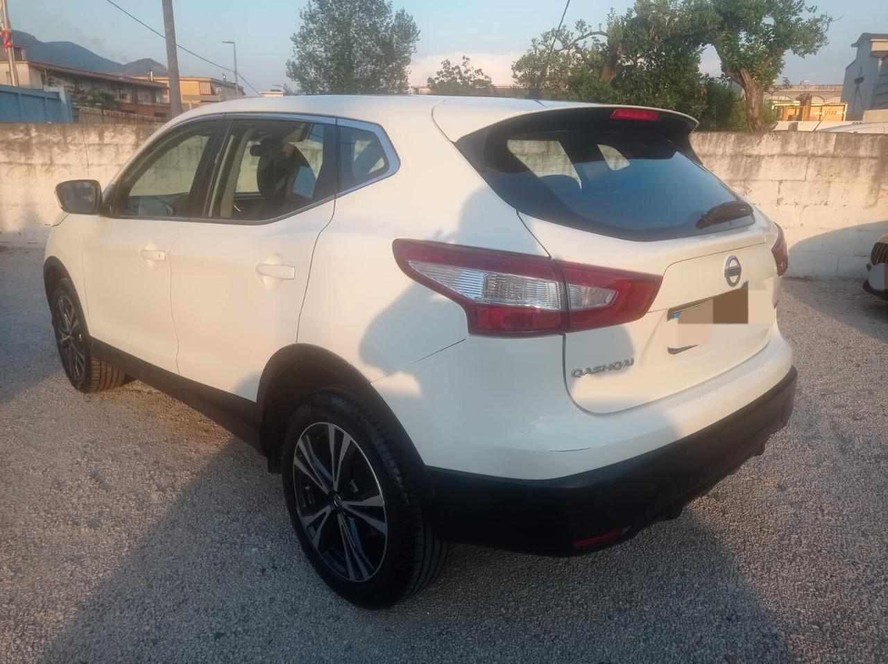 Nissan Qashqai 1.5 dCi Visia