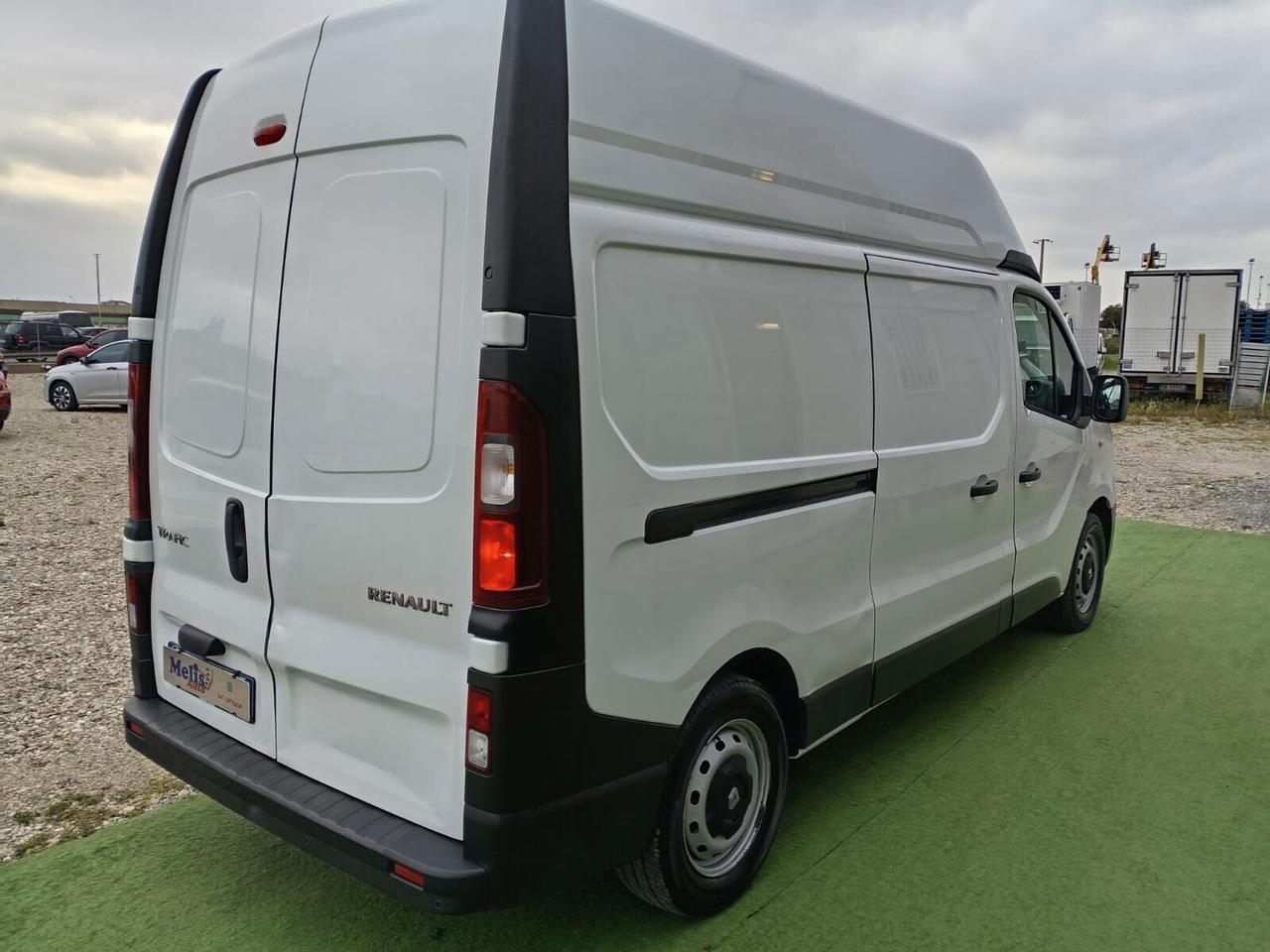 FURGONE CABINATO 3 POSTI RENAULT TRAFIC MOTORE SOSTITUITO