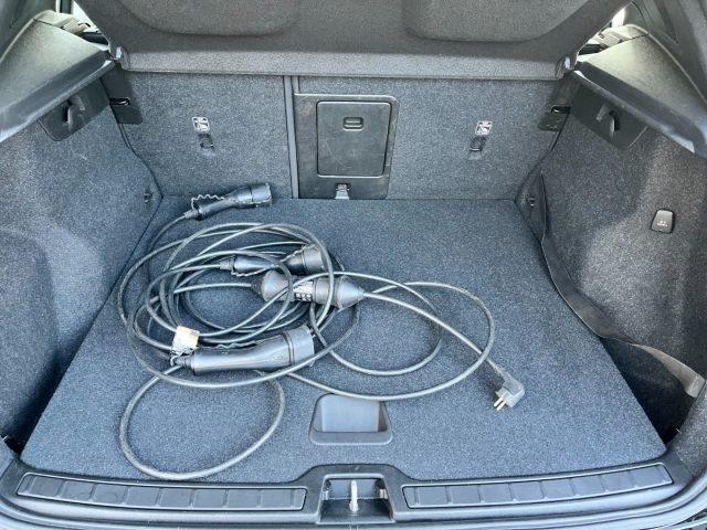 VOLVO XC40 T5 Recharge Plug-in Hybrid Inscription Expression