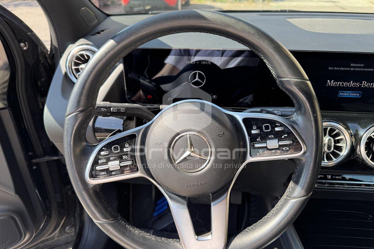 MERCEDES GLA 180 d Automatic Sport Plus