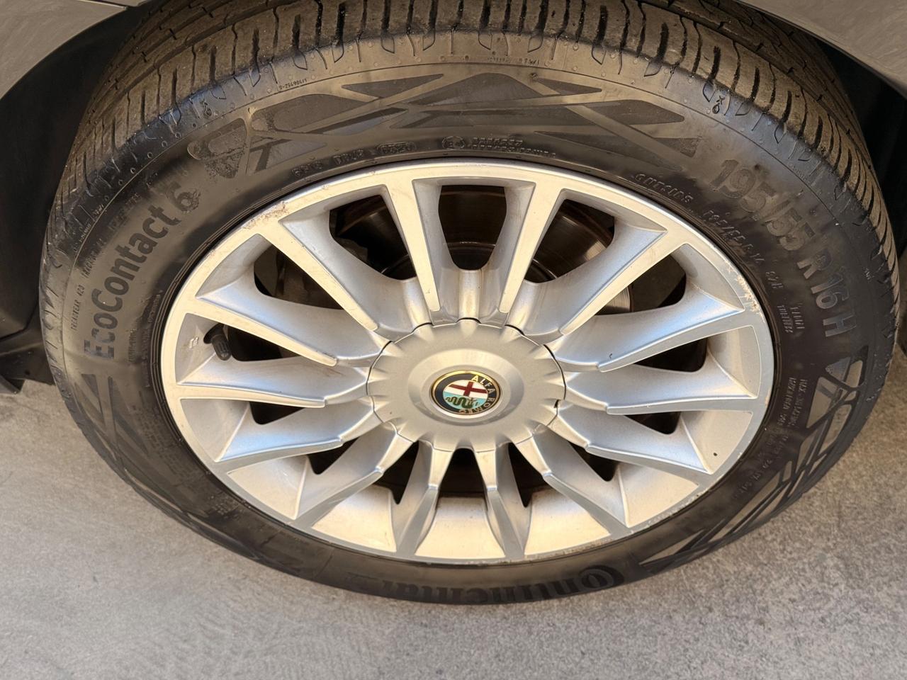 Alfa Romeo MiTo 1.4 78 CV 8V S&S Distinctive