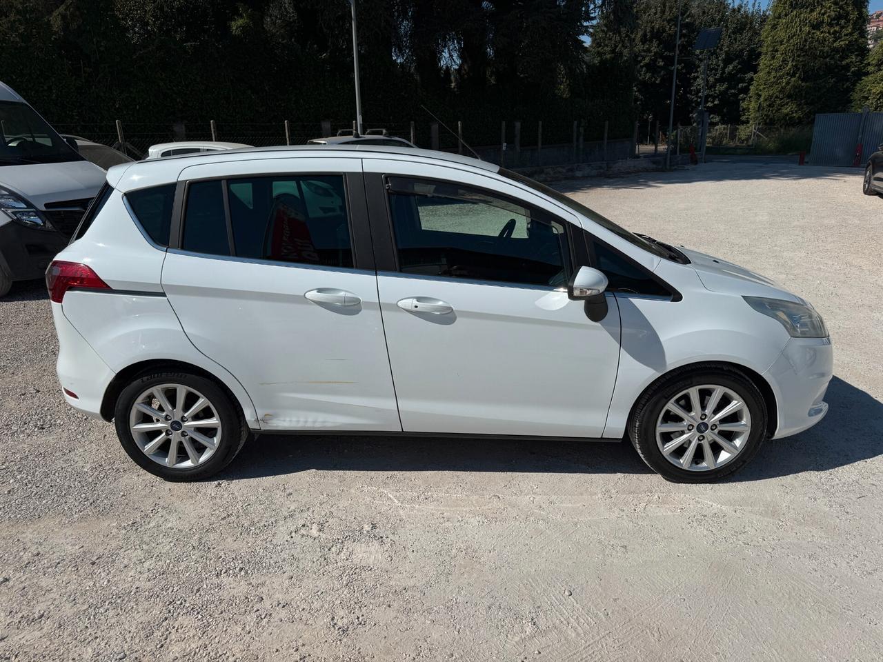 Ford B-Max 1.5 TDCi 75 CV Business Titanium