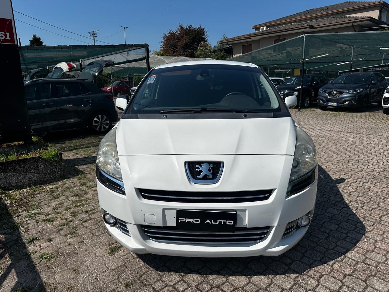 Peugeot 5008 1.6 HDi 115CV Business