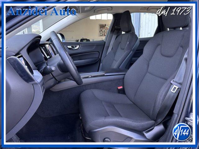VOLVO XC60 B4 (d) AWD Geartronic Business