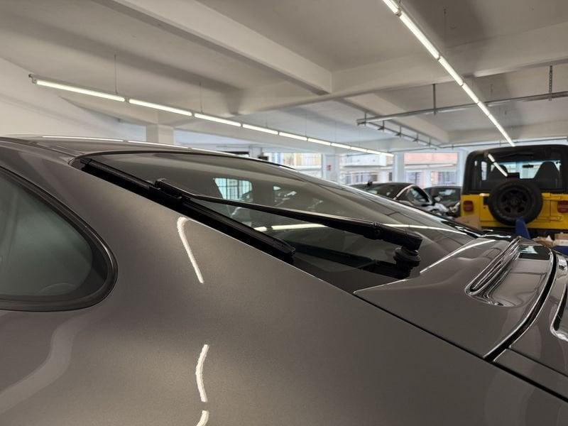 Porsche 911 911 Carrera 4 Coupé
