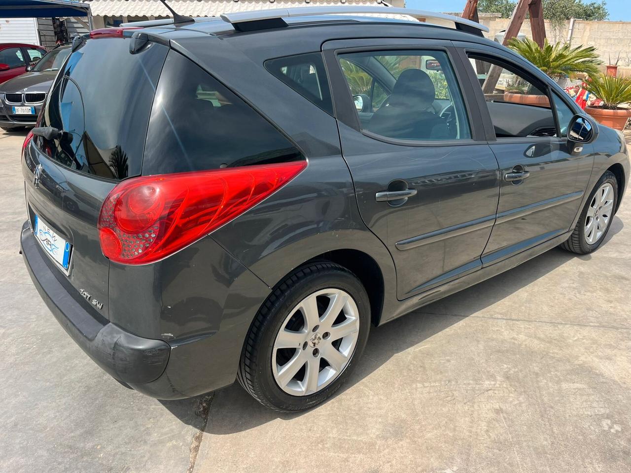 Peugeot 207 1.6 HDi 90CV 5p. XT