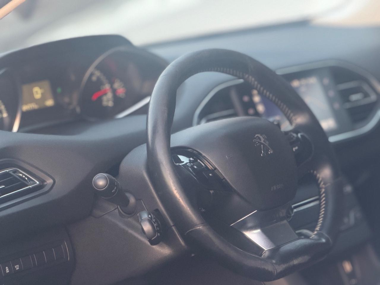 Peugeot 308 1.6 DIESEL 2016 - SOLO 126 MILA KM