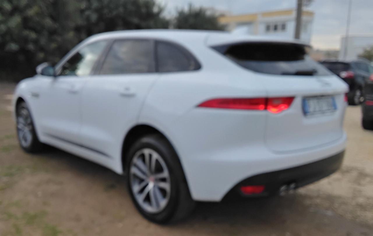 Jaguar F-Pace 2.0 D 180 CV AWD aut. R-Sport