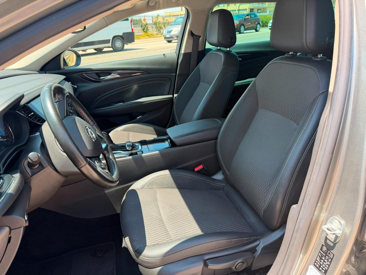 Opel Insignia 1.6 CDTI 136 CV S&S Grand Sport Innovation