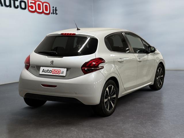 PEUGEOT 208 1° serie PureTech 82 Stop&Start 5 porte Signature