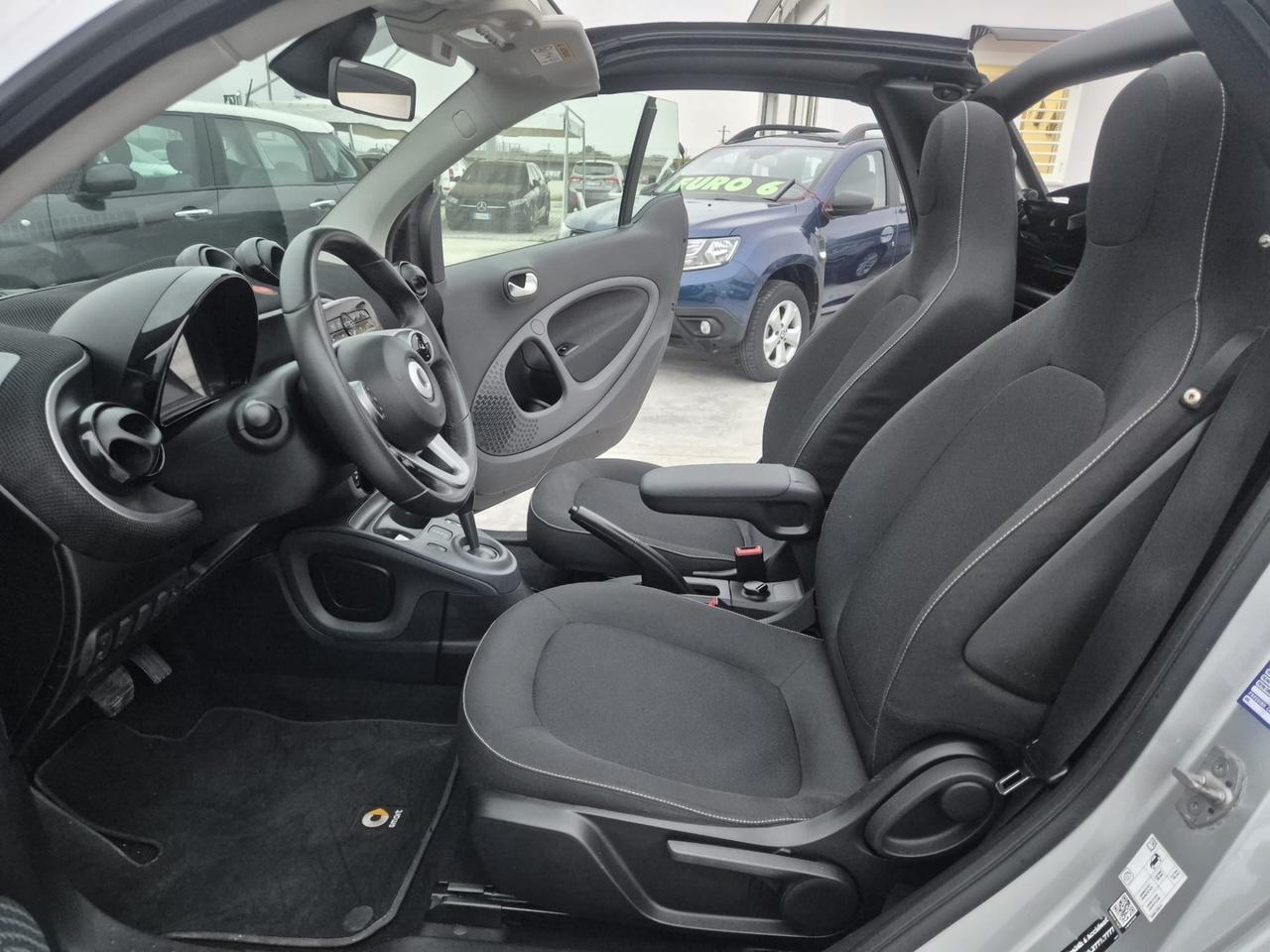 Smart ForTwo 70 1.0 twinamic cabrio AUTOMATICA