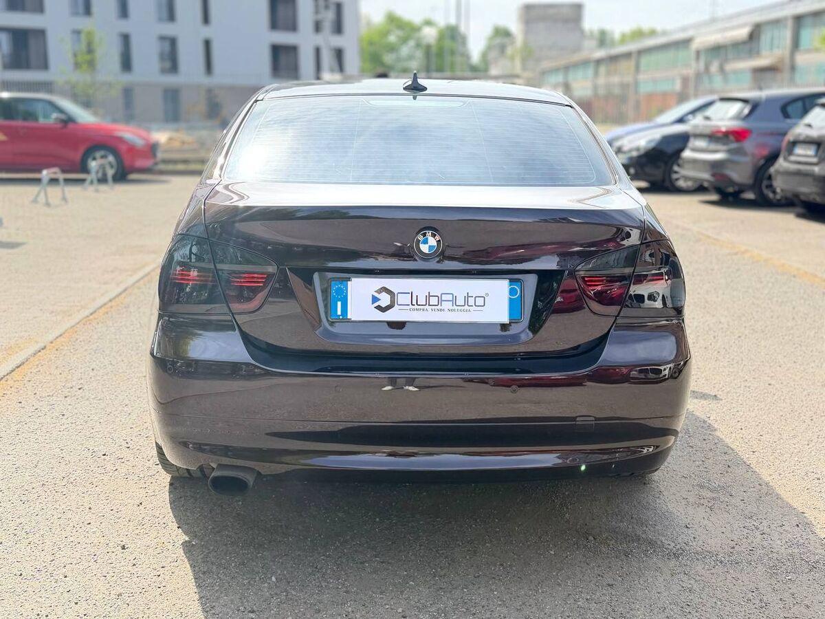 BMW Serie 3 320i Eletta 170cv