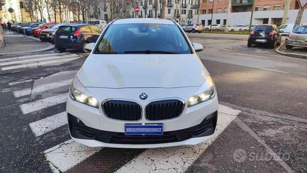 BMW 216 d Gran Tourer Business. NAVI-7POSTI-AUTO