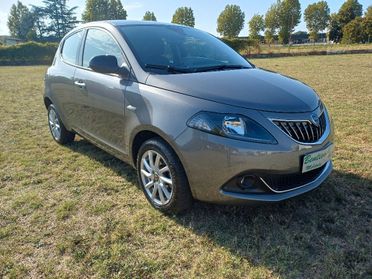 Lancia Ypsilon 1.0 Hybrid Gold 2024 Km 16.000