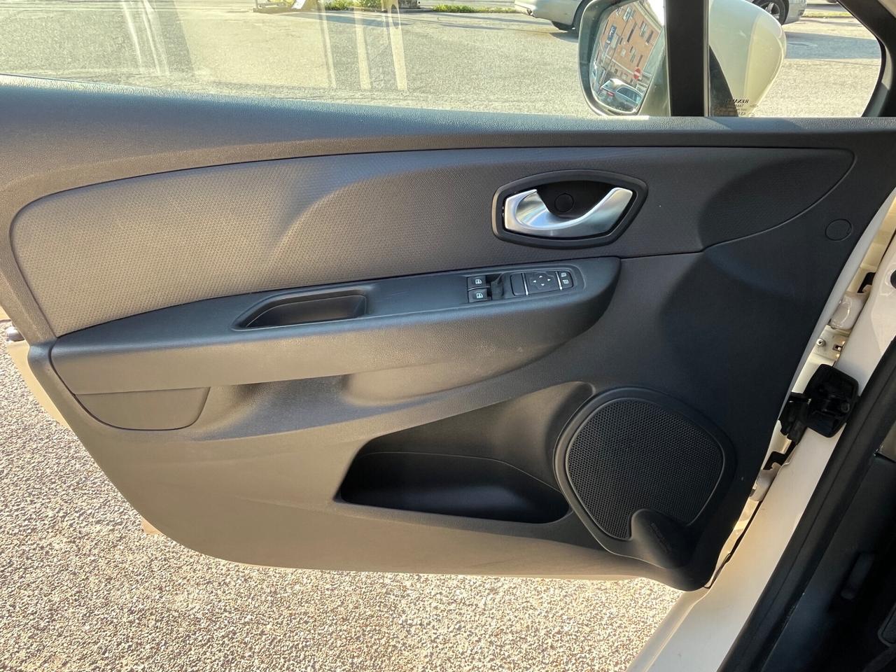 Renault Clio TCe 12V 90 CV GPL Start&Stop 5 porte Energy Duel