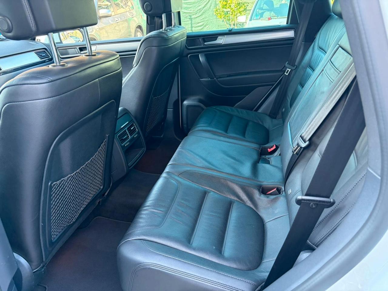 Volkswagen Touareg 3.0 TDI 204 CV tiptronic R-LINE*EURO6*FULL