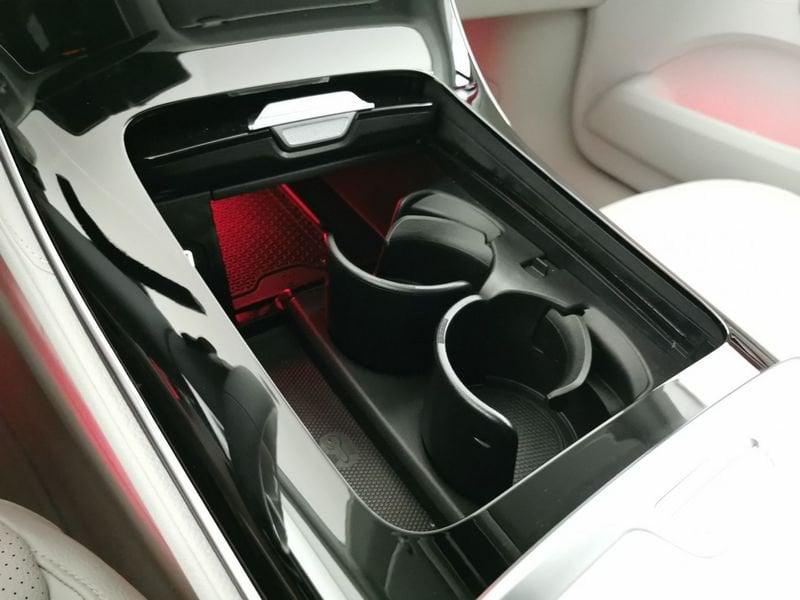 Mercedes-Benz EQE 300 Premium Plus