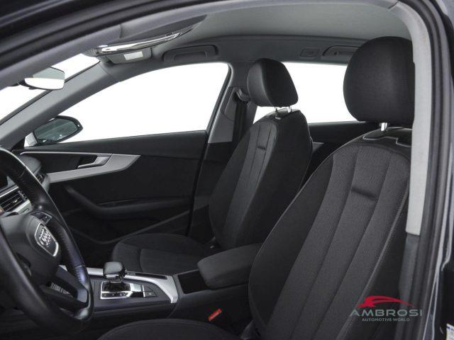 AUDI A4 2.0 TDI 150 CV S tronic Business