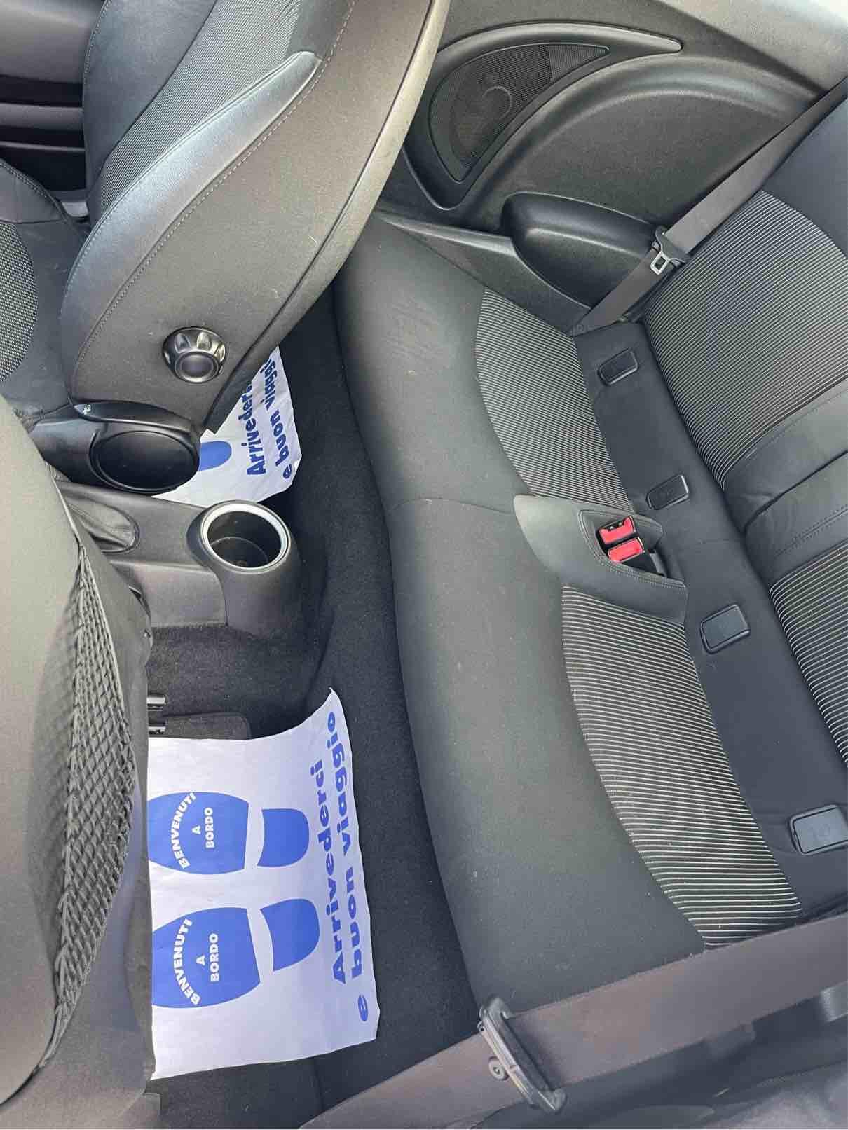 MINI COOPER D - AUTOMATICA - CHILLI