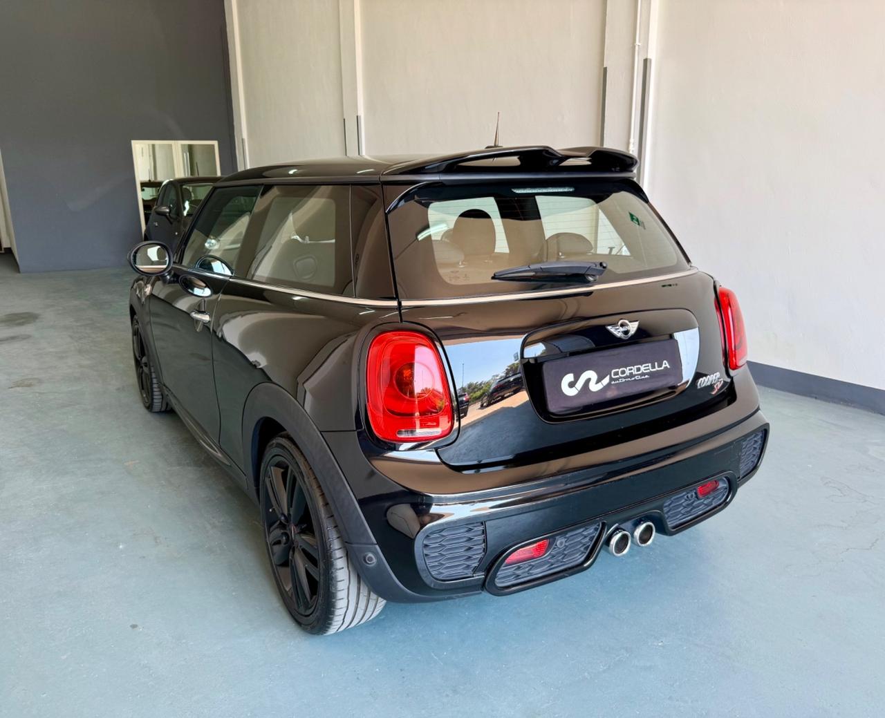 Mini Mini Cooper 2.0 SD Hype JCW 3p
