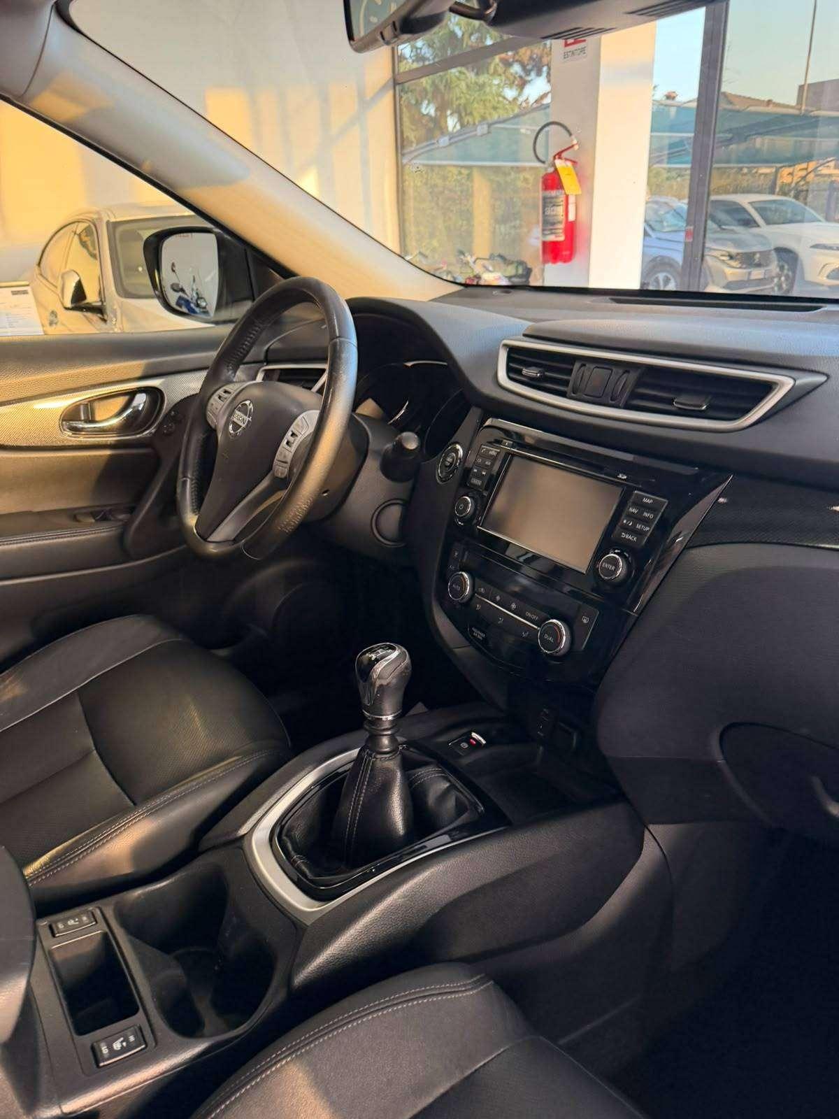 Nissan X-Trail X-Trail III 1.6 dci Tekna 2wd E6 +