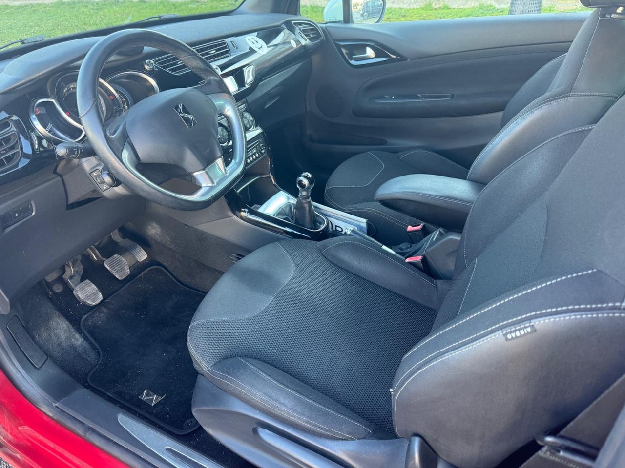 Ds DS3 3 1.2 VTi 82 So Chic