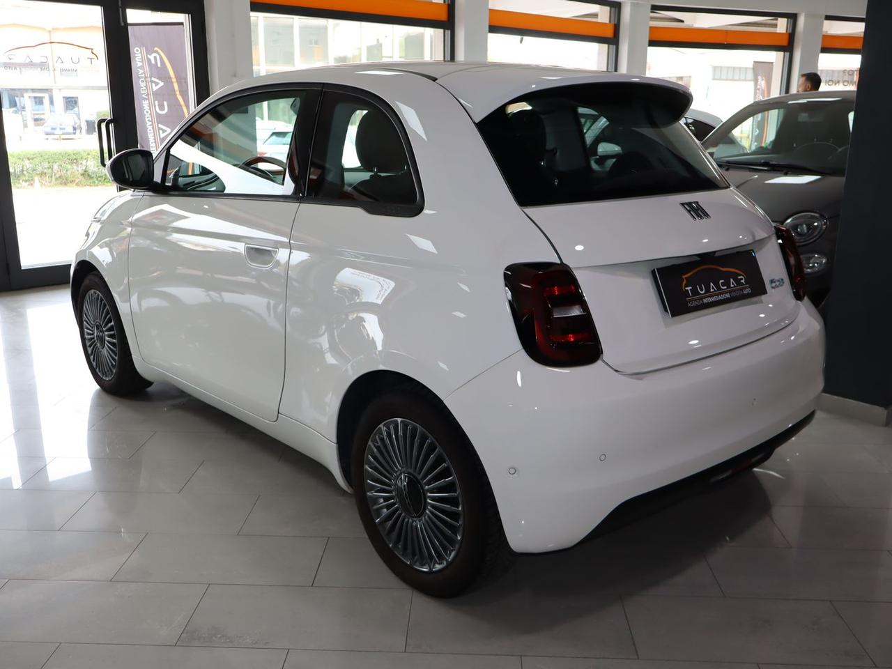 Fiat 500e Icon 500-e 3+1 #50386