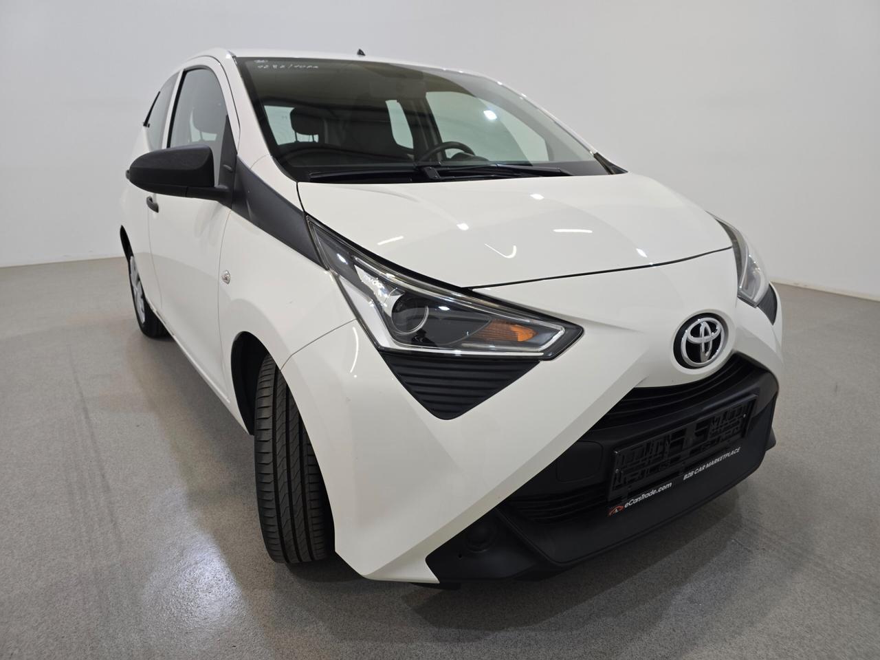 Toyota Aygo X 1.0 VVT-i 72 CV 5 porte Trend S-CVT BICOLORE