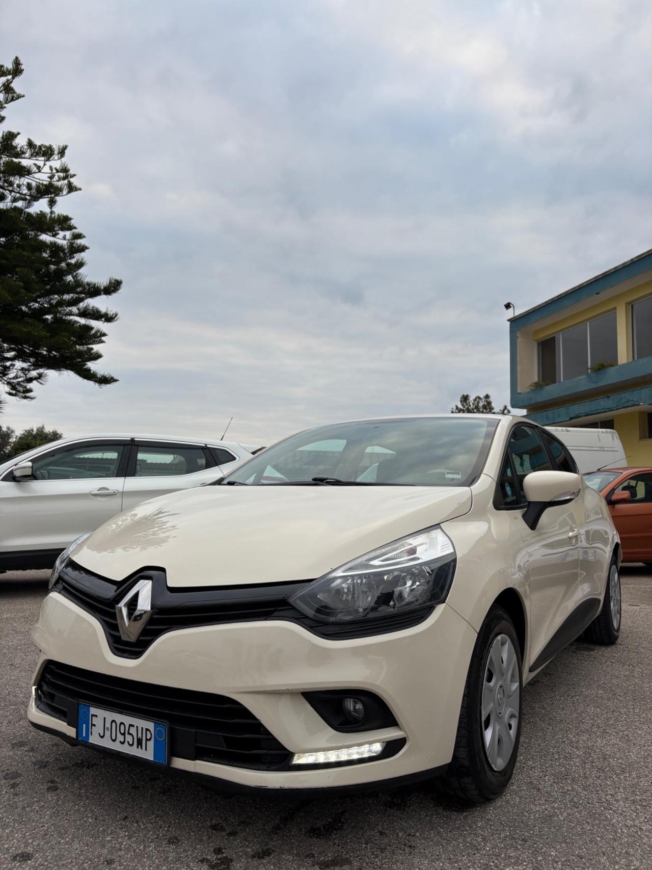 Renault Clio dCi 8V 75 CV Start&Stop 5 porte Energy Intens