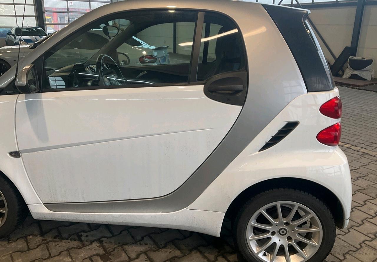 Smart ForTwo 1000 52 kW coupé passion