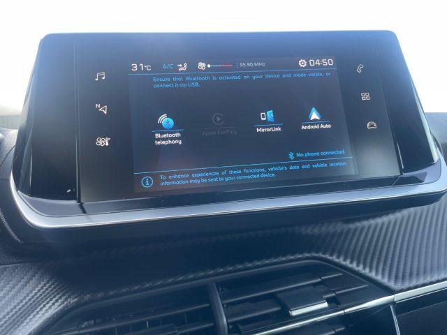 PEUGEOT 208 1.2 BENZ 75 CV 5 porte ADATTA NEOPATENTATI
