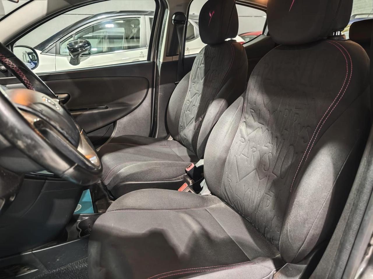 Lancia Ypsilon Benzina Euro 6 Neopatentati