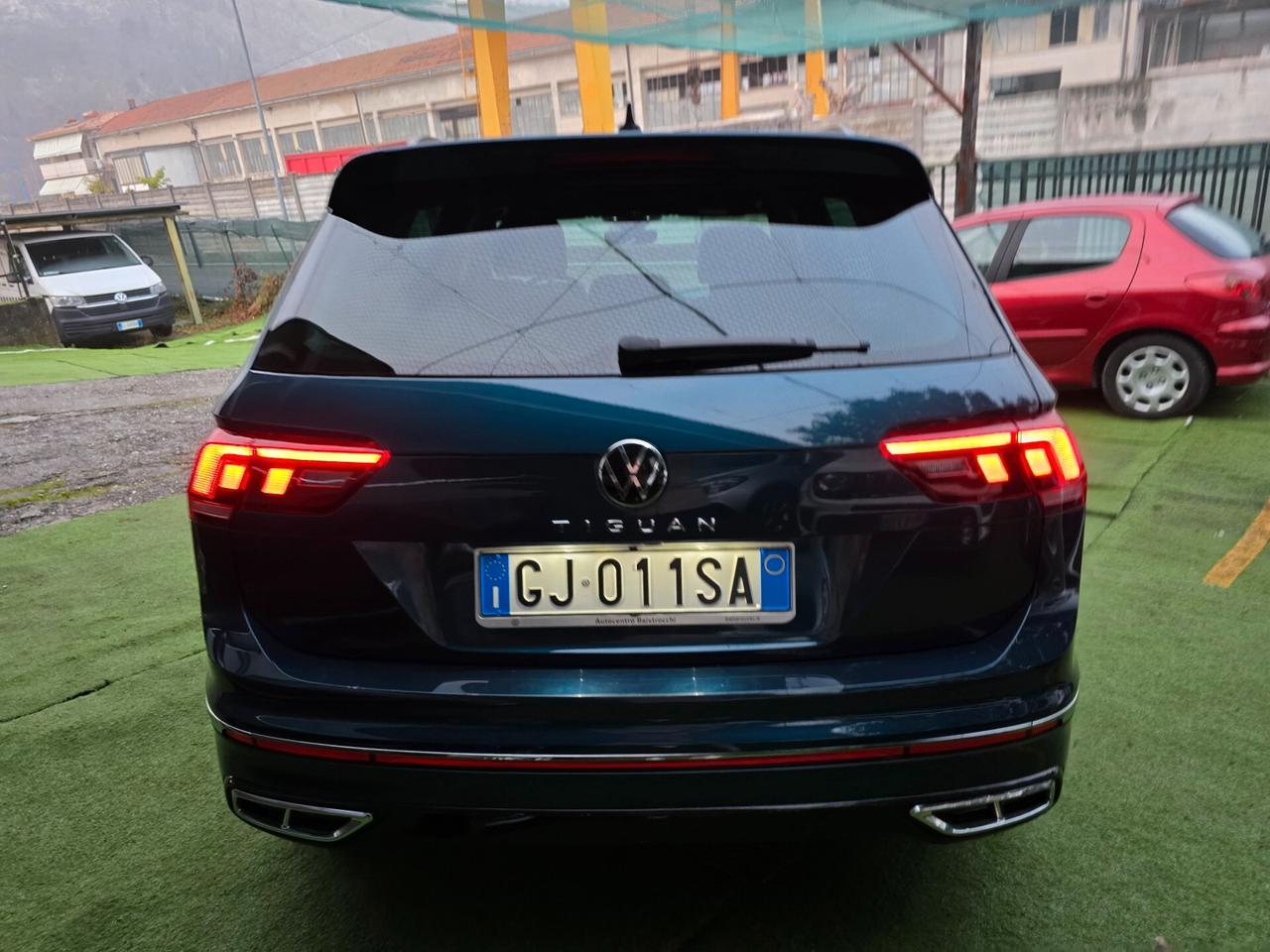 VW Tiguan 2.0 TDI 150 CV DSG R-Line -2022