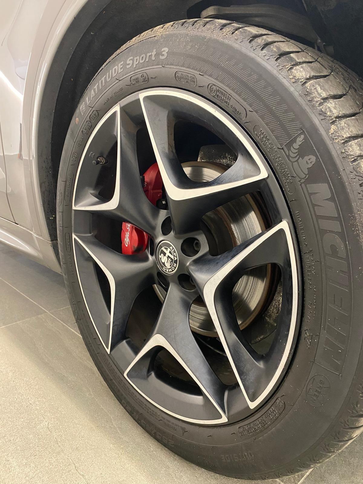 Alfa Romeo Stelvio 2.2 Turbodiesel 210 CV AT8 Q4 Veloce