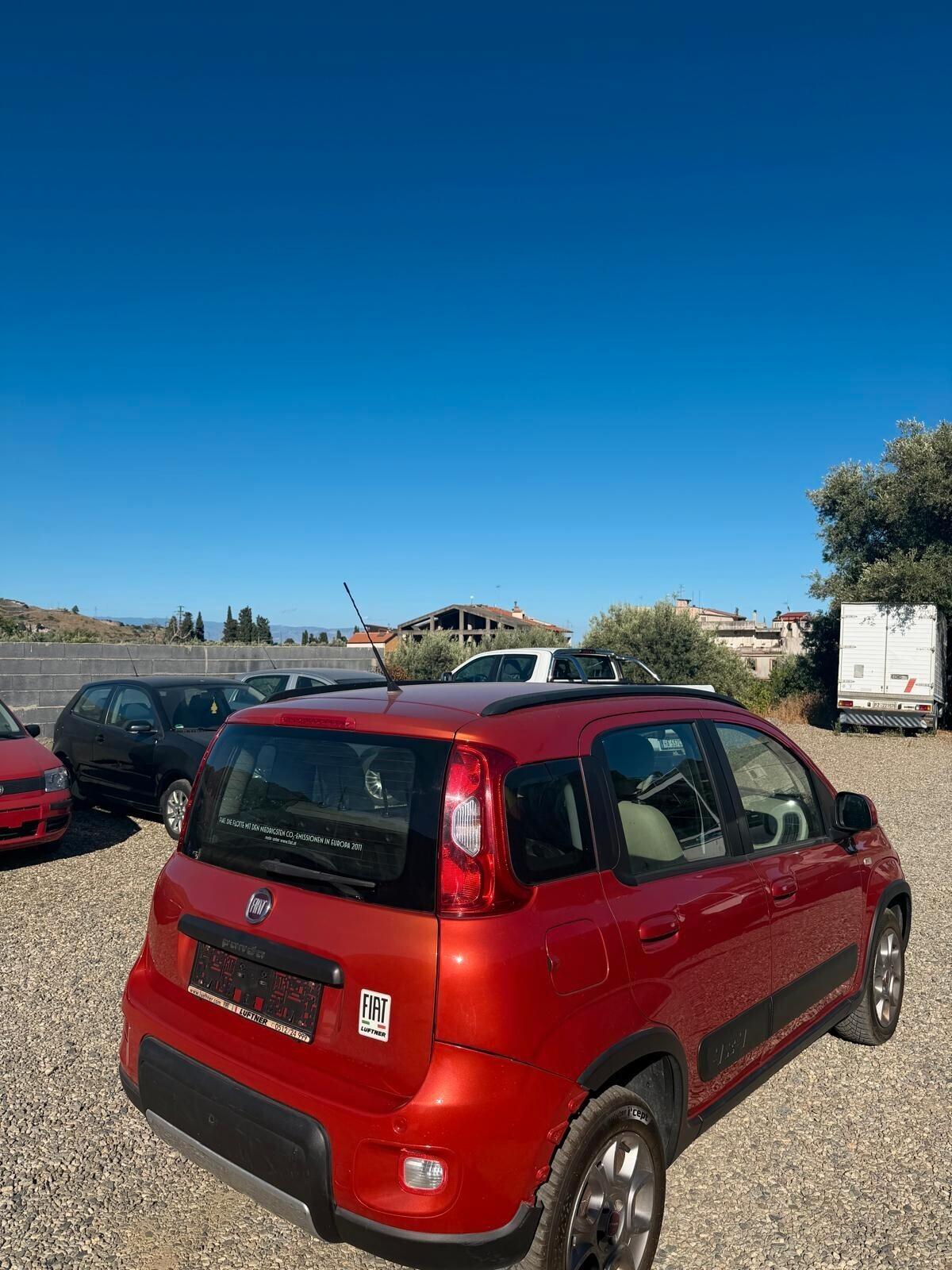Fiat Panda 1.3 MJT 16V DPF 4x4 Climbing