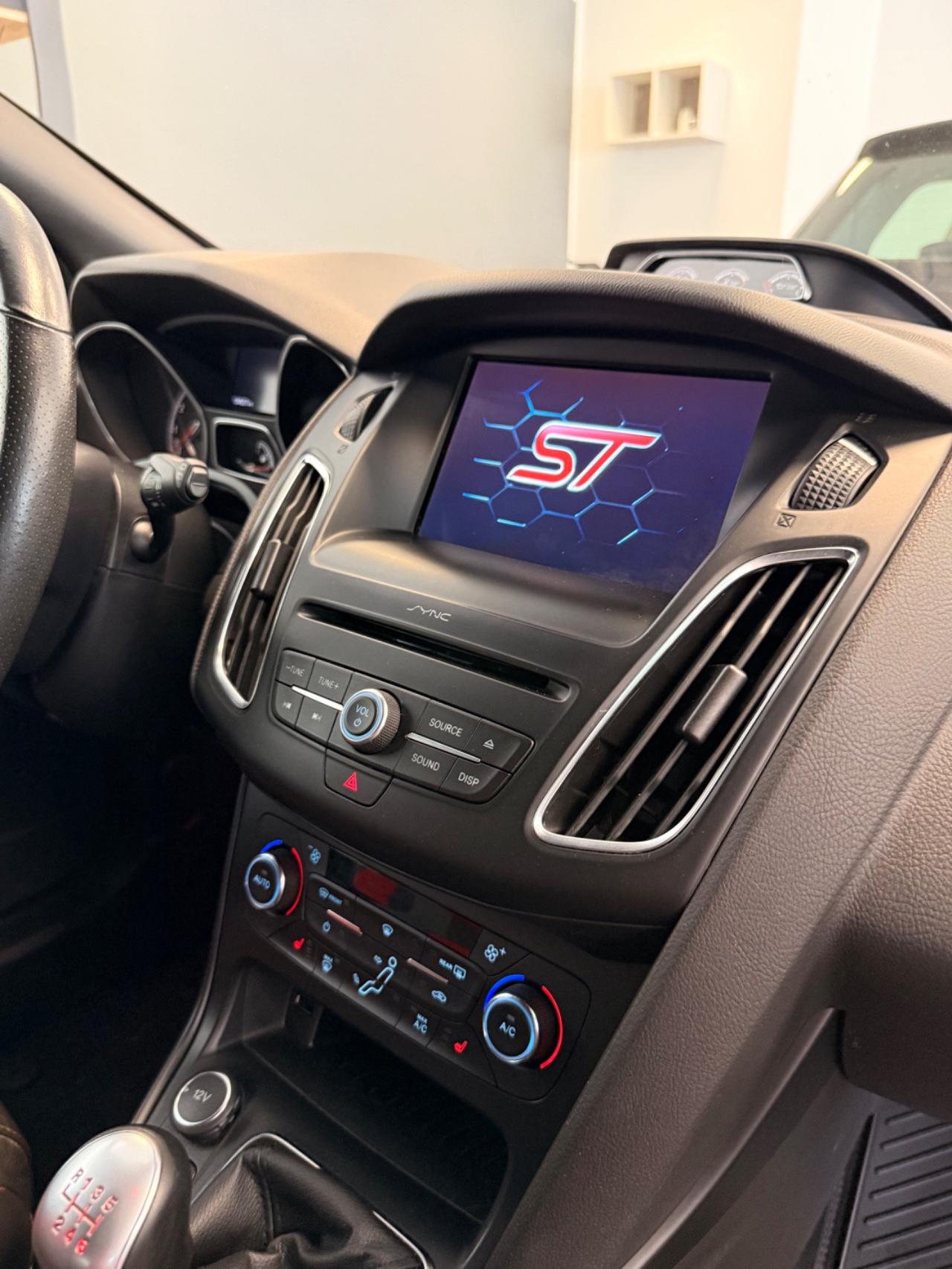 Ford FOCUS ST 2.0 250CV MANUALE